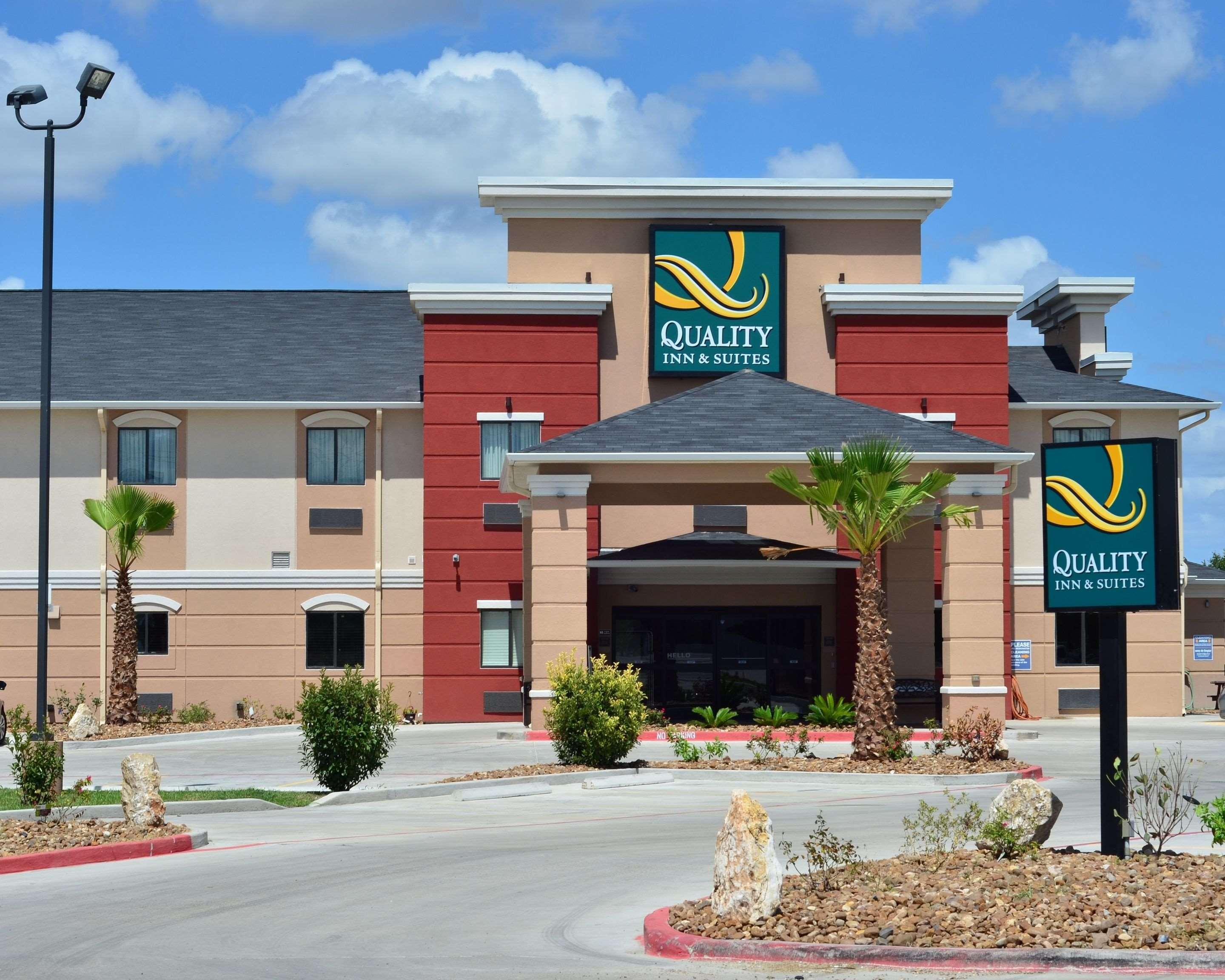 Quality Inn & Suites Kenedy - Karnes City Экстерьер фото